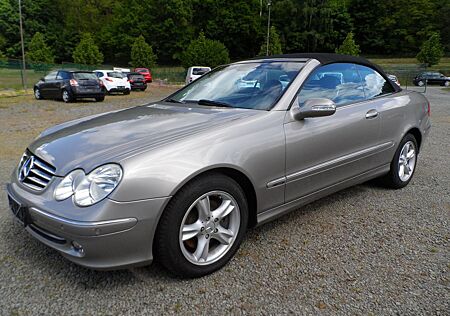 Mercedes-Benz CLK 200 K Leder+ALU+NAVI+Shzg+CD+Avantgard