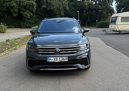 VW Tiguan Volkswagen 1.5 eTSI OPF DSG R-Line R-Line