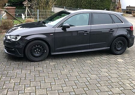 Audi A3 1.4 TFSI cod ultra Ambition Sportback Amb...