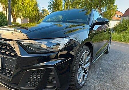 Audi A1 30 TFSI S tronic S line Sportback S line