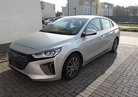 Hyundai Ioniq 1.6l GDi PLUG-IN HYBRID Style Style