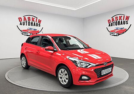 Hyundai i20 Select KLIMA/TÜV NEU