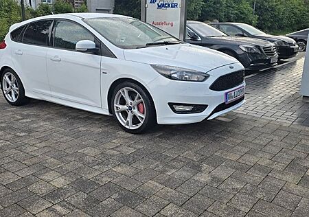 Ford Focus 1,0 EcoBoost 103kW ST-Line mit Garantie!!!
