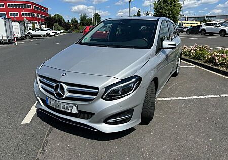 Mercedes-Benz B 250 4MATIC DCT Urban Urban