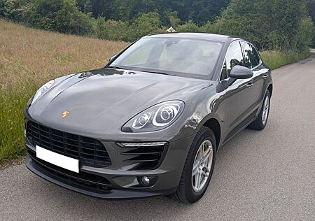 Porsche Macan S