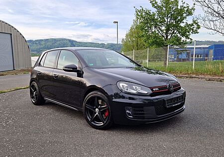 VW Golf Volkswagen 2.0 TSI GTI