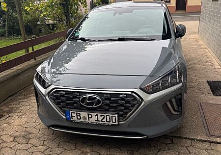 Hyundai Ioniq gebraucht kaufen Hyundai Ioniq 1.6l GDi PLUG-IN HYBRID Premium-Paket