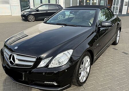 Mercedes-Benz E 200 Cabriolet CGI BlueEFF. AVANTGARDE