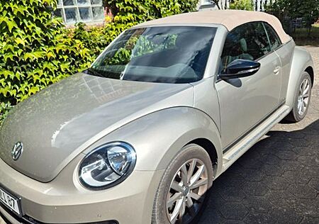 VW Beetle Volkswagen 2.0 TDI 81kW BMT CLUB Cabriolet CLUB