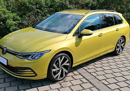 VW Golf Volkswagen 1.5 TSI Life Variant LED AHK