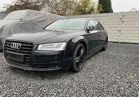 Audi A8 4.2 TDI"Lang quattro"283kW V8 32V"Tiptronic