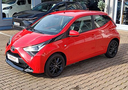 Toyota Aygo (X) Aygo 1,0 "X-Play" mit Klima, Alu uvm.