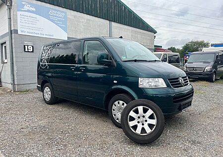 VW T5 Caravelle Volkswagen TDI 8 SitzeAlu 8. bereift AHK Klima
