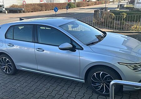 VW Golf Volkswagen 1.5 TSI Wie Neu