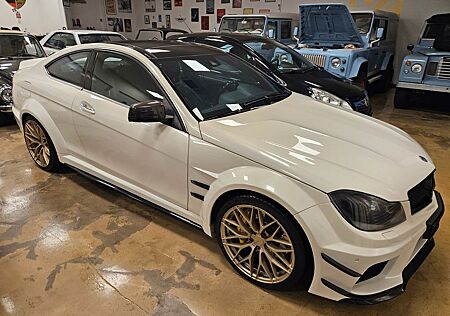 Mercedes-Benz C 63 AMG Black Series Performance Plus-Paket