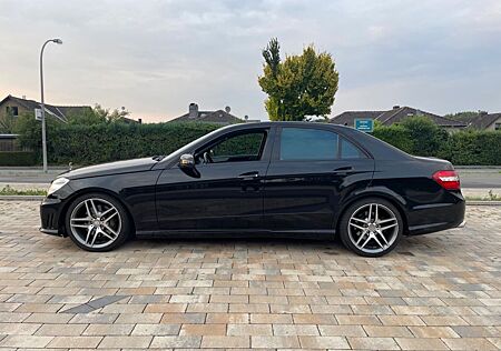Mercedes-Benz E 500 AVANTGARDE