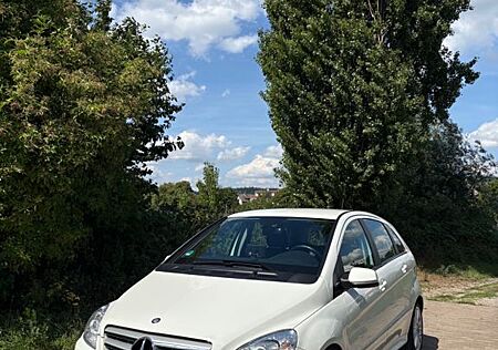 Mercedes-Benz B 160 BlueEFFICIENCY -