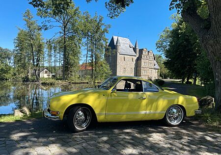 Volkswagen Karmann Ghia