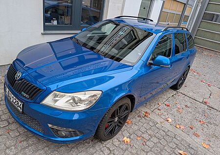 Skoda Octavia 2.0 TDI DSG RS Combi RS