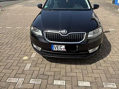 Skoda Octavia 2.0 TDI DSG Edition Kombi