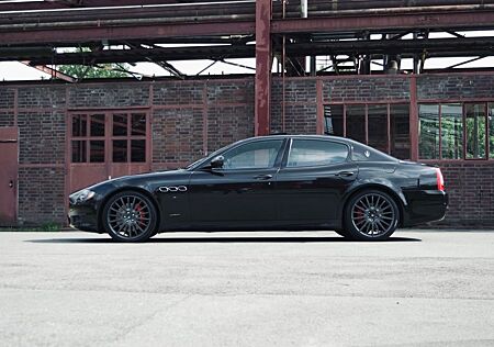 Maserati Quattroporte GTS 4.7 - Neuer Motor 62tkm!!!