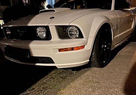 Ford Mustang GT 4.6