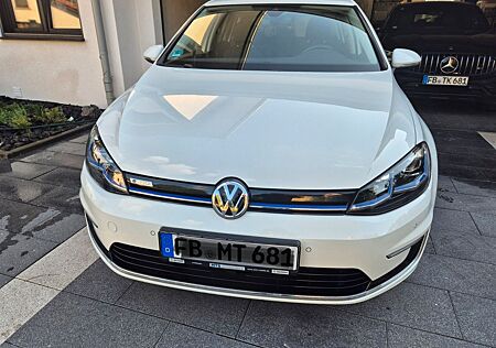 VW Golf Volkswagen e sehr guter Zustand, Rückfahrkamera