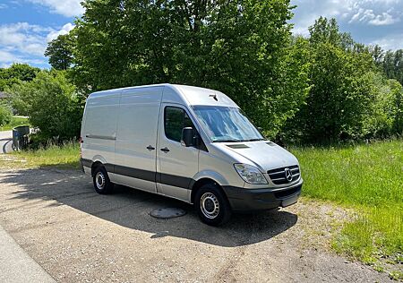 Mercedes-Benz Sprinter 319 V6
