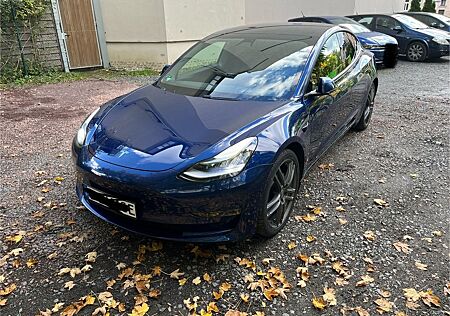 Tesla Model 3 Langstreckenbatterie - Allradantrieb...