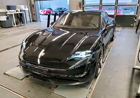 Porsche Taycan ACC 21" Pano MatrixLED Keyless Totwinkel