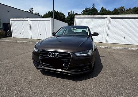 Audi A4 2.0 TDI 110kW clean d. quat. Attraction A...