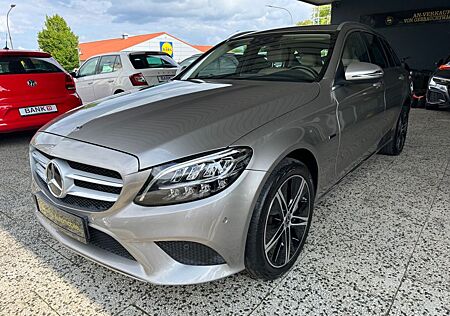 Mercedes-Benz C 300 T DE Avantgarde *LED/Shz/Navi/R-Kamera*
