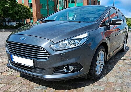 Ford S-Max 2,0TDCi Bi-Turbo 154kW Titanium PShift...