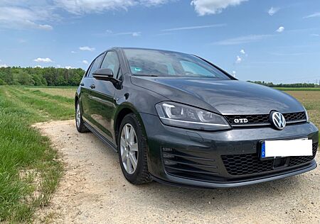 VW Golf Volkswagen 7 2.0 TDI GTD Standhzg,DCC,AHK,ACC,Dynaudi