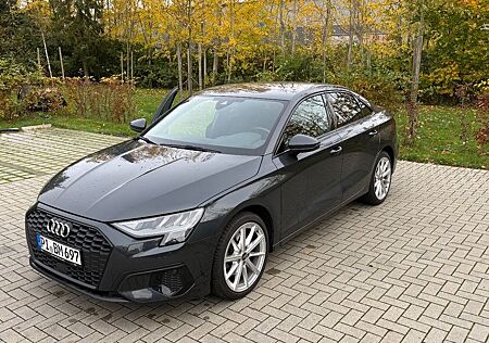 Audi A3 35 TFSI S tronic advanced Limousine advanced