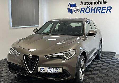 Alfa Romeo Stelvio 2.0 Turbo Super Q4 Navi Kamera Xenon H&K
