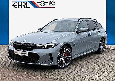 BMW 320e xDrive M SPORT PRO HUD PANO AHK ACC CURVED