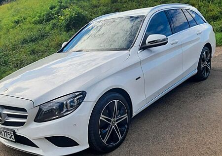 Mercedes-Benz C 300 de T Autom. -