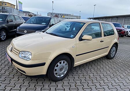 VW Golf Volkswagen IV Lim. 1Hand Neuwagen Zustand