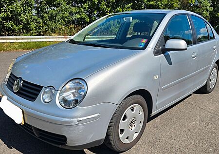 VW Polo Volkswagen Lim. 1.4 *wenig KM,4-fach elektr FH, Klima*