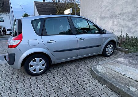 Renault Scenic 1.6 16V Privilege Expression