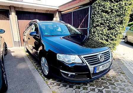 VW Passat Variant Volkswagen 2.0 TDI DPF 125kW Highline Va...