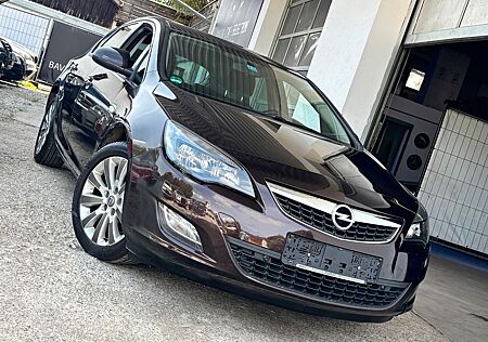 Opel Astra J 1.7 CDTI *EURO 5* (5-Türer* (AHK, LED, )