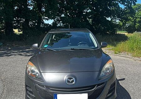 Mazda 3 1.6 Center-Line Center-Line