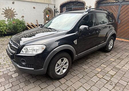 Chevrolet Captiva gebraucht kaufen Chevrolet Captiva 2.4 LS 2WD 3Hd Klima Top Zustand TÜV