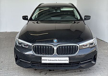 BMW 520dA Tour. LiveCock.DriveAss.ParkAss.SHZ.DAB.