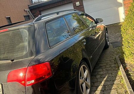 Audi A4 2.0 T FSI Avant -