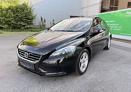 Volvo V40 You! AC* MFL* Tempomat* Xenon