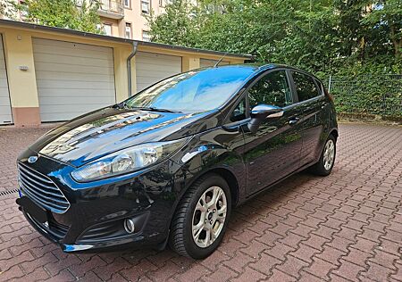 Ford Fiesta 1,0 EcoBoost 74kW SYNC Edition SYNC E...