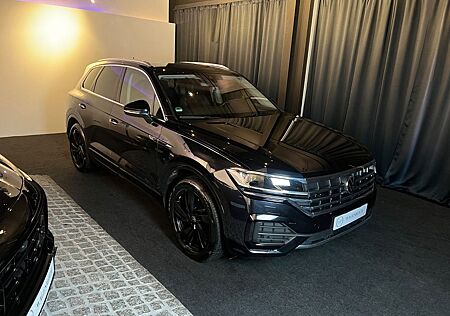 VW Touareg Volkswagen R-Line 4Motion CR7